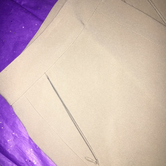 Pants - Picture 2 of 4